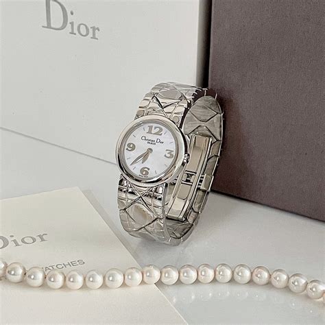 dior wrist